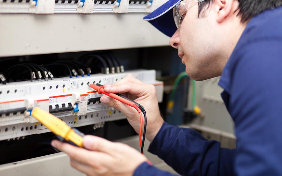 monteur électricien Villepinte